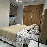 Charming 1Br Apt In City Center