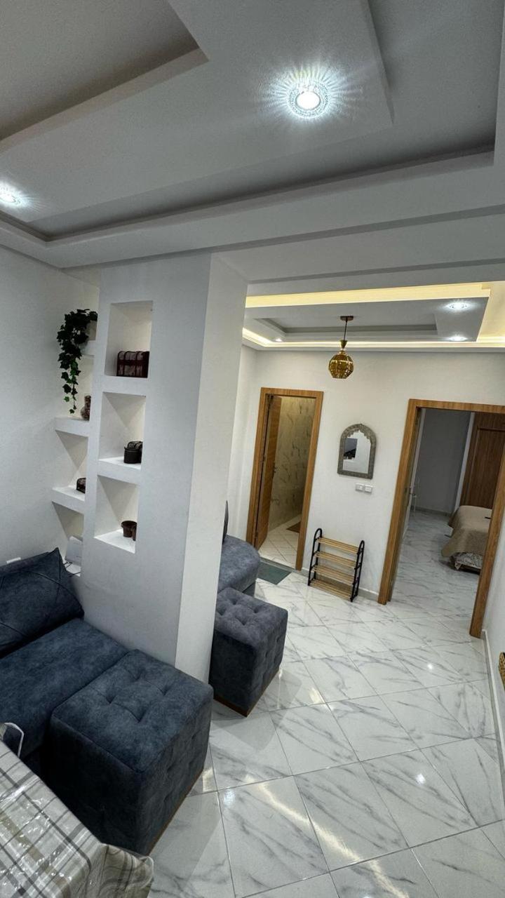 Apartamento Charming 1br In Center